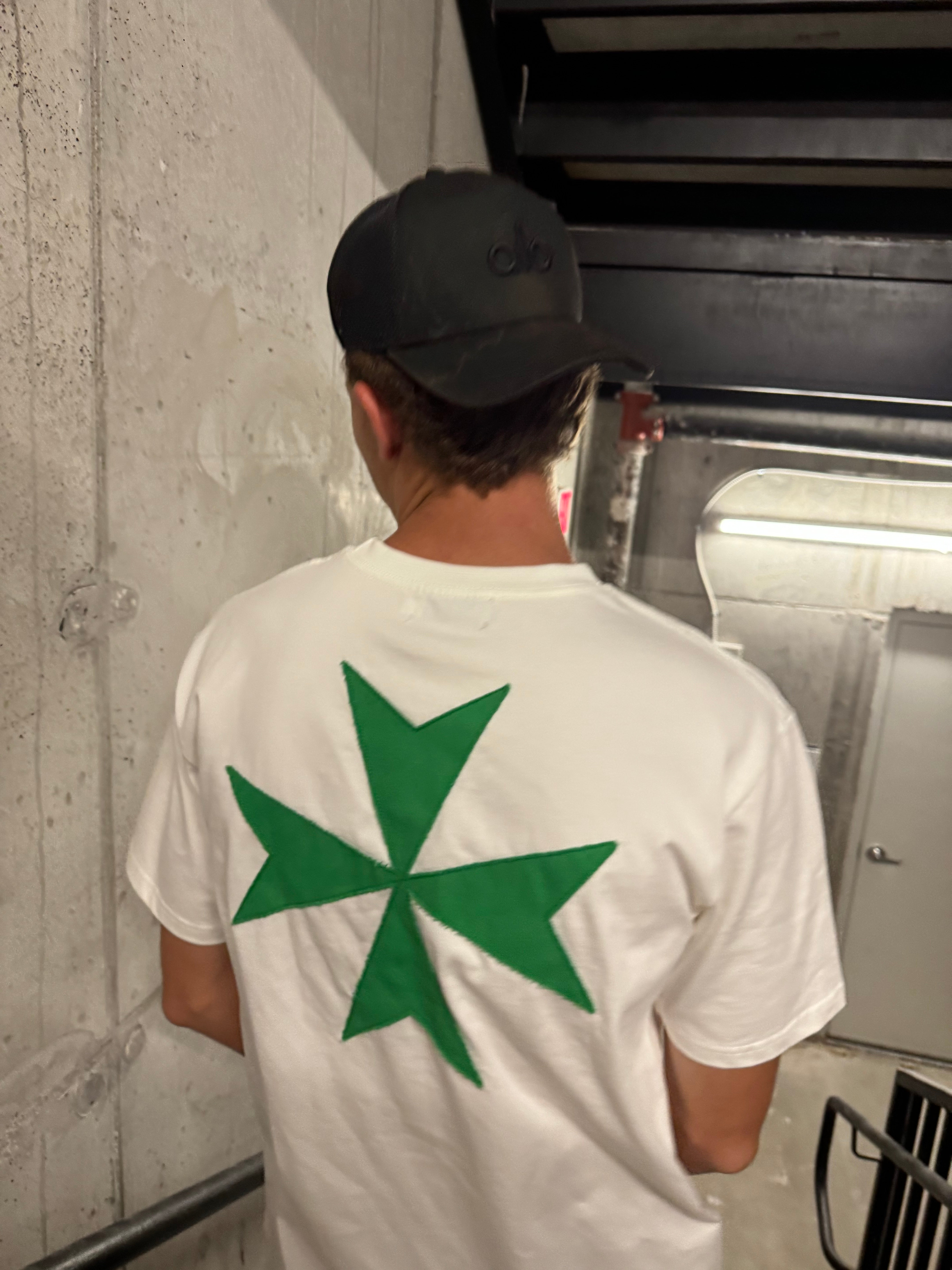 Granny Smith Cross Tee